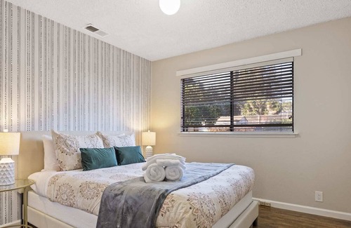 Rose Glen House | @ Marbella Lane - SiliconValley 3BR Oasis