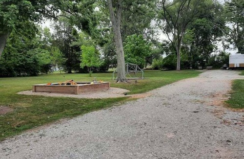 Marblehead House | Marblehead Camper 200 Yards From Water!