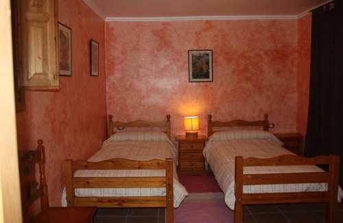 Angues Cottage | March house for 2 people