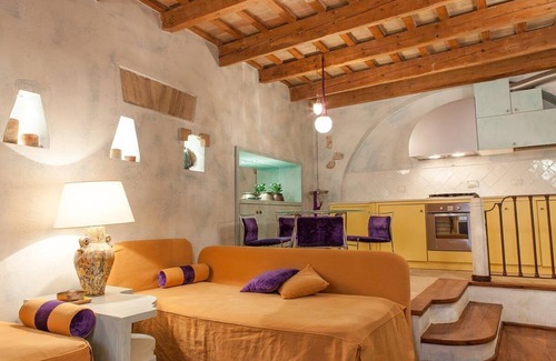 Fermo Apartment | MarcheAmore - Il Passaggio Segreto, luxury loft in the heart of Fermo