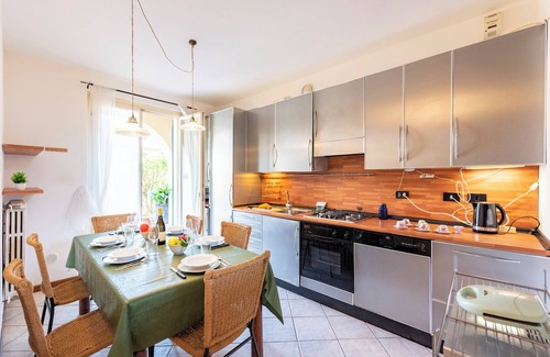 Cunettone-villa House | Marcy 3 floors House-2km Lake, Salò, Italy