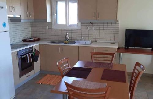 Larissos House | MARE-By the sea