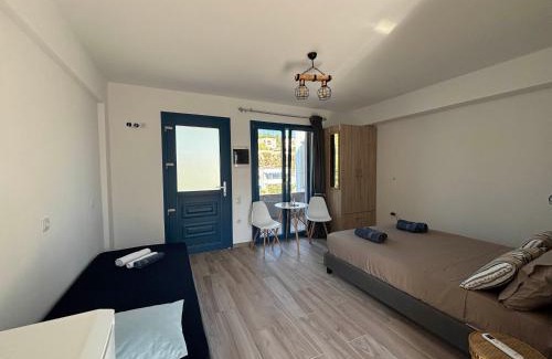 Paralia Agias Fotinis Apartment | Mare Calmo Studios, Chios