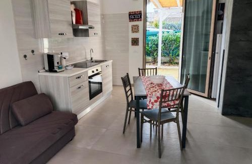 Birgi Vecchi House | Mare DiVino Kite