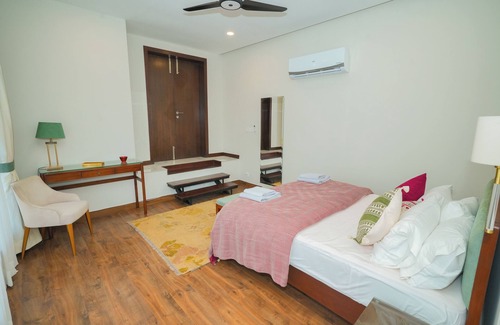 Islamabad Resort | Margalla Retreat Guest House w/view