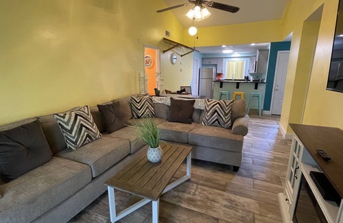 Tropic House | Margarita Melbourne Retreat