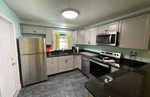 Tropic House | Margarita Melbourne Retreat