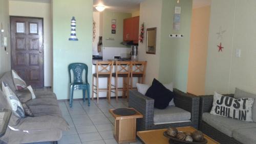 Uvongo Apartment | Margate - Chesapeake Bay Unit 1