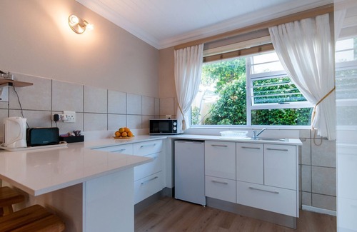 Summerstrand House | Margate Place Guesthouse