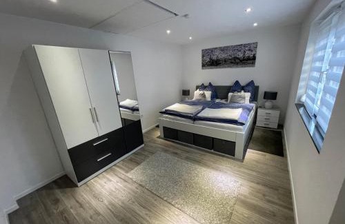 Dettingen an der Erms Apartment | Maria's Ferienwohnung - Modernität trifft Eleganz