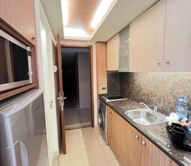 Jounieh Apartment | Maria s Single Room with Gym and Bar