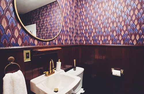 Logan Bed & Breakfast | Marianna Stoltz House