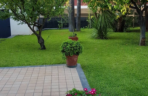 Stazzo House | Marigré beautiful vacation home by the sea, garden, relaxation, Wi-fi & terrace overlooking Etna