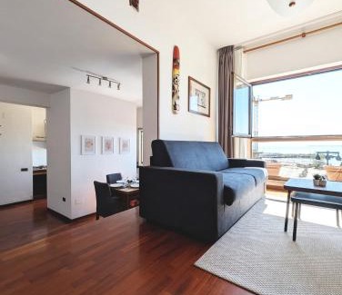 Crotone Apartment | Marina - Appartamento Vista Mare