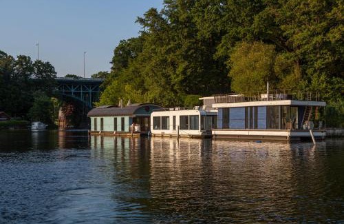 Westend Boat Rental | Marina Hausboote und Seelodge