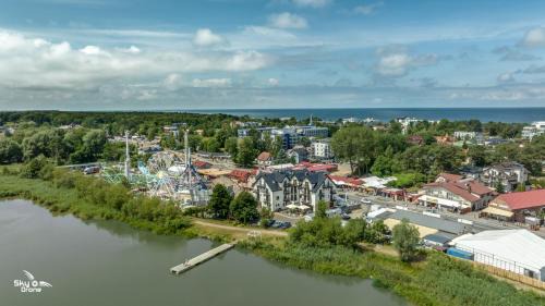 Mielno Resort | Marina Mielno z widokiem na jezioro