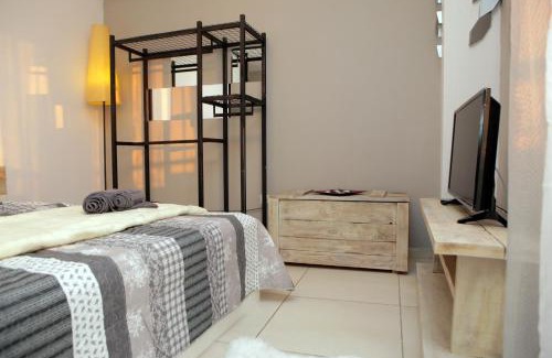 Thessaloniki Apartment | Marina Sunny Studio