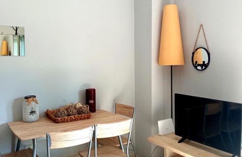 Thessaloniki Apartment | Marina Sunny Studio