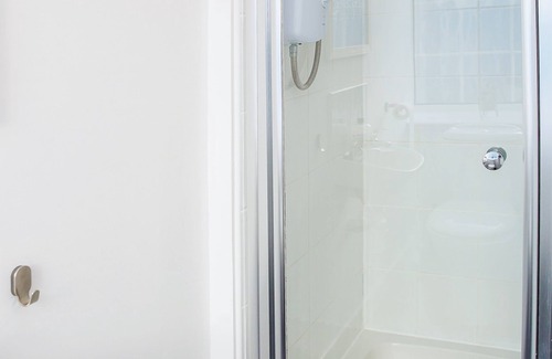 Irvine House | Marina View Guest House