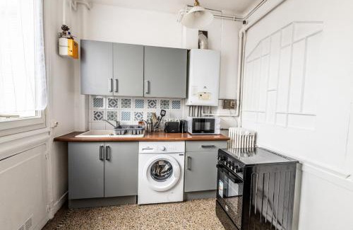 Graville Apartment | Marine comfort T3 cozy city center WiFi & Netflix