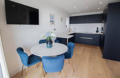 Seaford Apartment | Marine View Apartment