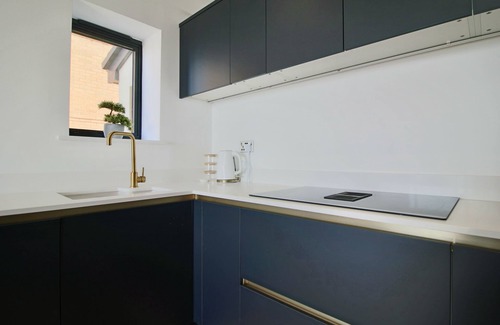 Seaford Apartment | Marine View Apartment