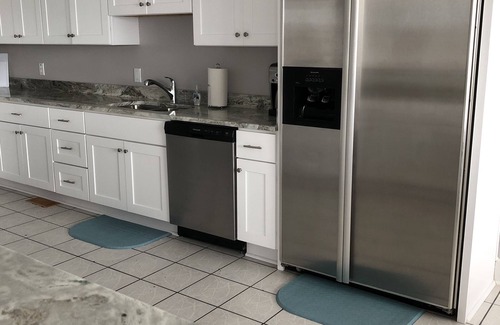 Willoughby Spit Cottage | Mariners Cove 4 Bedroom Cottage by RedAwning