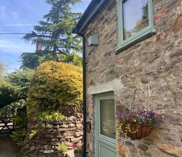 Clearbrook Apartment | Maristow Cottages, overlook Tamar Valley Dartmoor