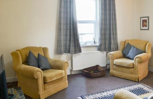 Whitley Bay House | Marley's Retreat