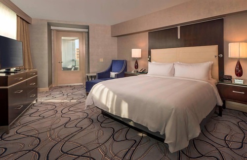 Mount Vernon Square Hotel | Marriott Marquis Washington, DC