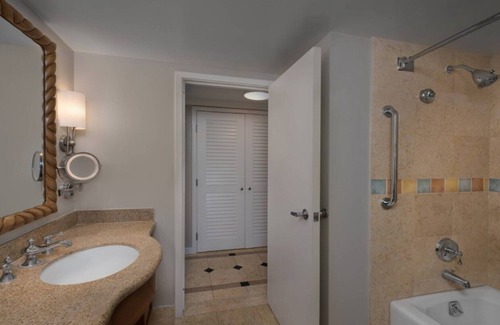 Kaanapali Resort | Marriott's Maui Ocean Club - Molokai, Maui, & Lanai Towers