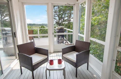 Wellfleet House | Marsh Front Home w Sweeping Views