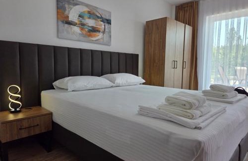 Ohrid Apartment | Martinas Lake Front Apartment