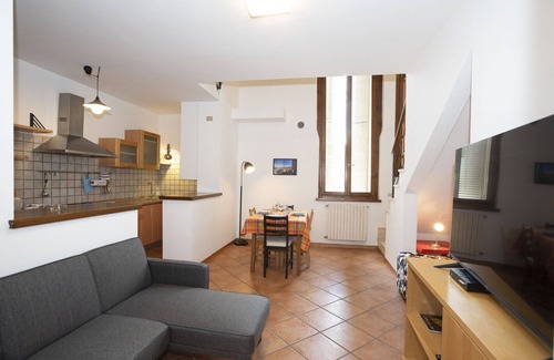 Siena Apartment | Martini125: apartment near the center with parking