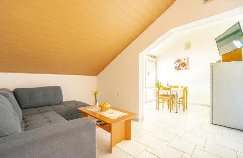 Zubovici Apartment | Marva stylish Mediterranean accomodation with beautiful view