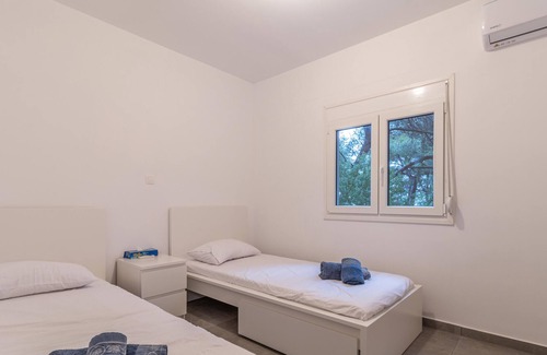 Isthmia Villa | Marvelous, Secluded Villa, Kavos-3 Min from the beach