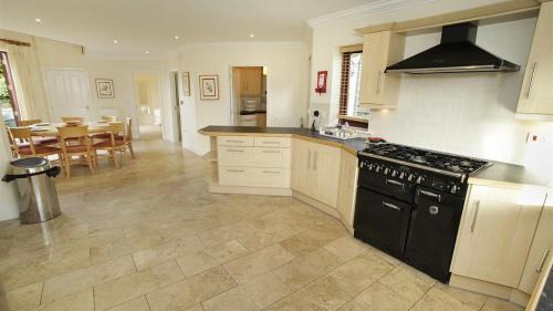 Mumbles House | Maryland