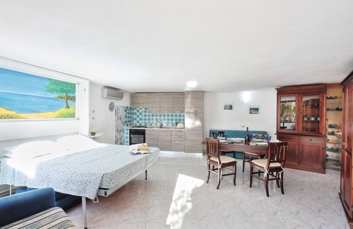 San Teodoro Apartment | MaryLou: Cozy Studio 5 Minutes from the Beach