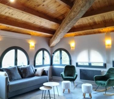 Artesa de Segre House | Mas d'en Roy