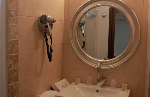 L'Isle-sur-la-Sorgue Hotel | Mas de Cure Bourse