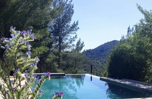 Le Revest-les-Eaux House | Mas Provençal de 200m2 Pleine Nature Sans vis à vis