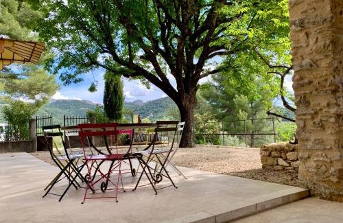 Sablet Villa | Mas Provençal climatisé avec piscine chauffée