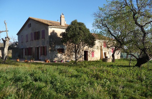 Le Pradet House | mas provensal 12 people 2 km from the sea