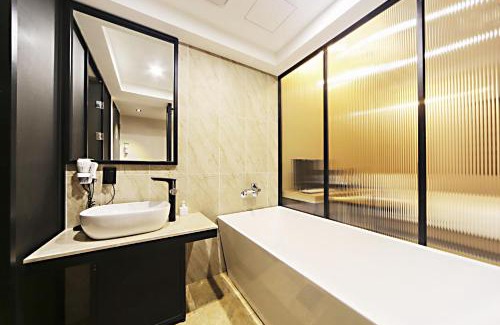 Masan Hotel | Masan Almond Hotel