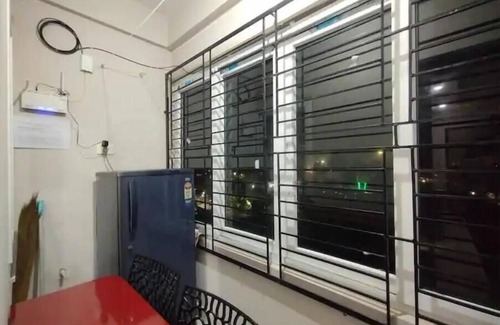 Puri Apartment | Mascot Studio Homestay 1BK with attached bathn