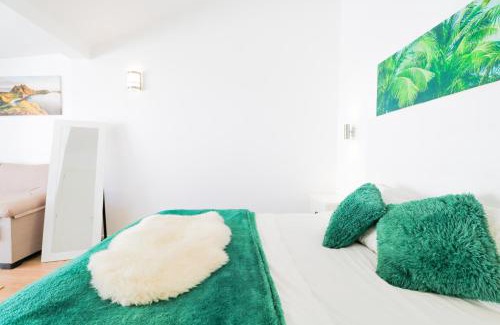 Sonnenland Apartment | Maspalomas Paradise Retreat
