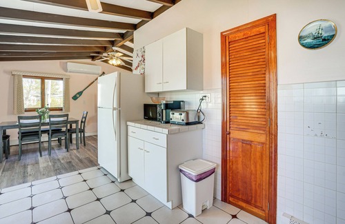 Gloucester House | Massachusetts Abode w/Deck & Grill: Near Beaches!