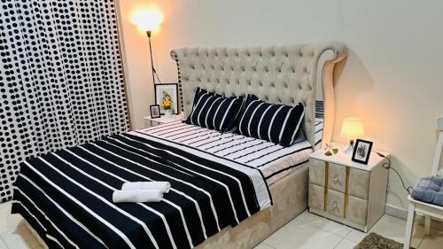 Al Barsha 1 House | Master Room with attach Bathroom Near Mall of the Emirates