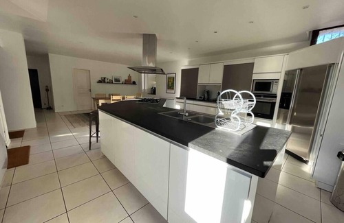 Lafitole House | Maubourguet Villa - Sleeps 10 - Pool & Games