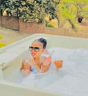 Greater Johannesburg Metropolitan Area House | Maupa Mountain view